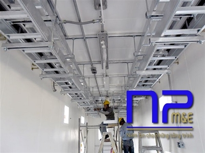 Hệ thống thang cáp trong xây dựng công trình